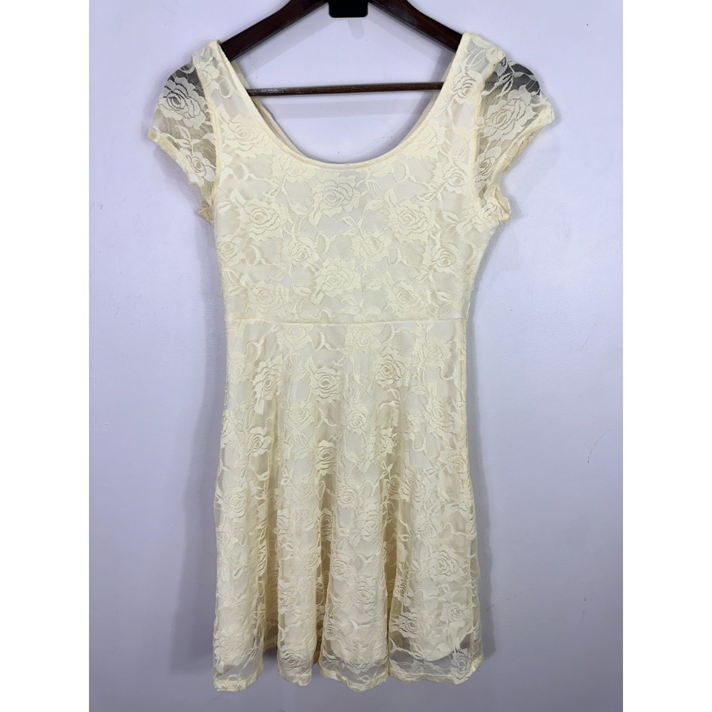 Vtg‎ Y2K Floral Lace Mini Dress Size Medium Ivory Cap Sleeve Romantic Ethereal